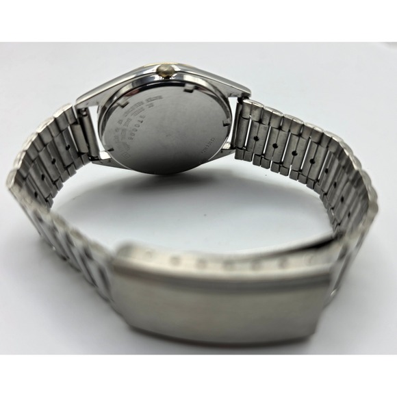 Vintage Seiko SQ Quartz Day-Date Stainless Steel Watch – Runs Great - Picture 4 of 5